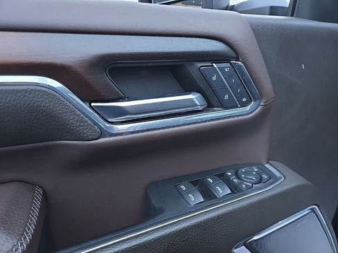 Used 2024 GMC Sierra 2500 Denali w/ Denali Reserve Package image 14