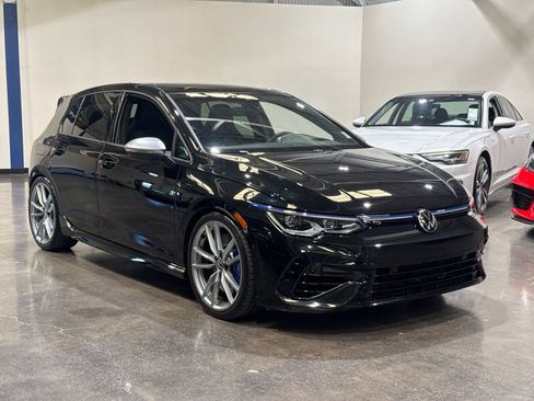 Used 2024 Volkswagen Golf R AWD/4WD image 4