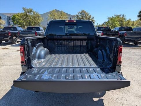 New 2026 RAM 1500 Express AWD/4WD image 12