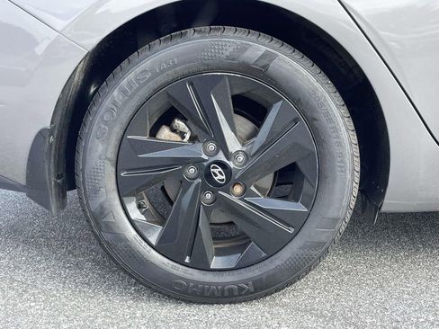 Certified 2023 Hyundai Elantra SEL FWD image 30