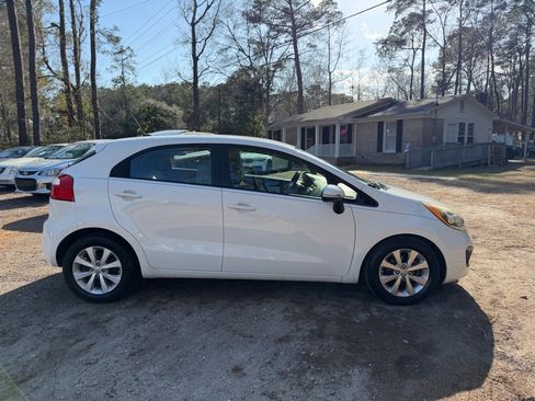 Used 2014 Kia Rio EX w/ Convenience Package image 3