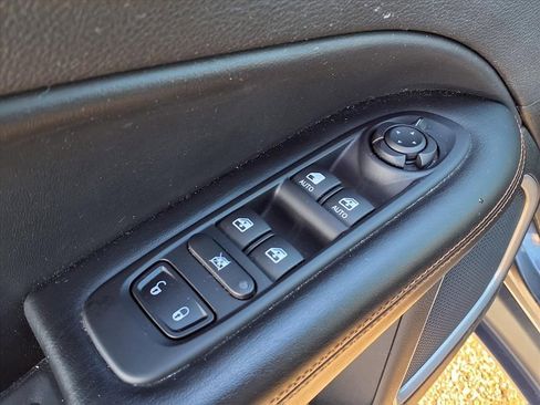 Used 2020 Jeep Compass Limited image 15