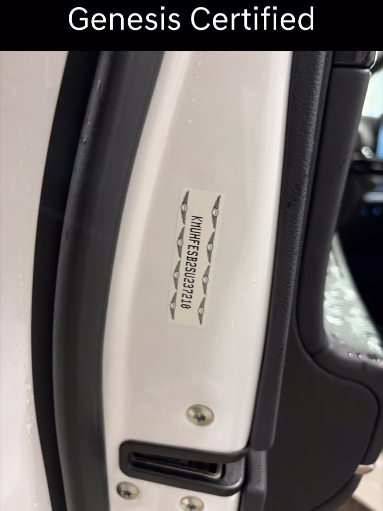 Certified 2025 Genesis GV80 2.5T Standard AWD/4WD image 3
