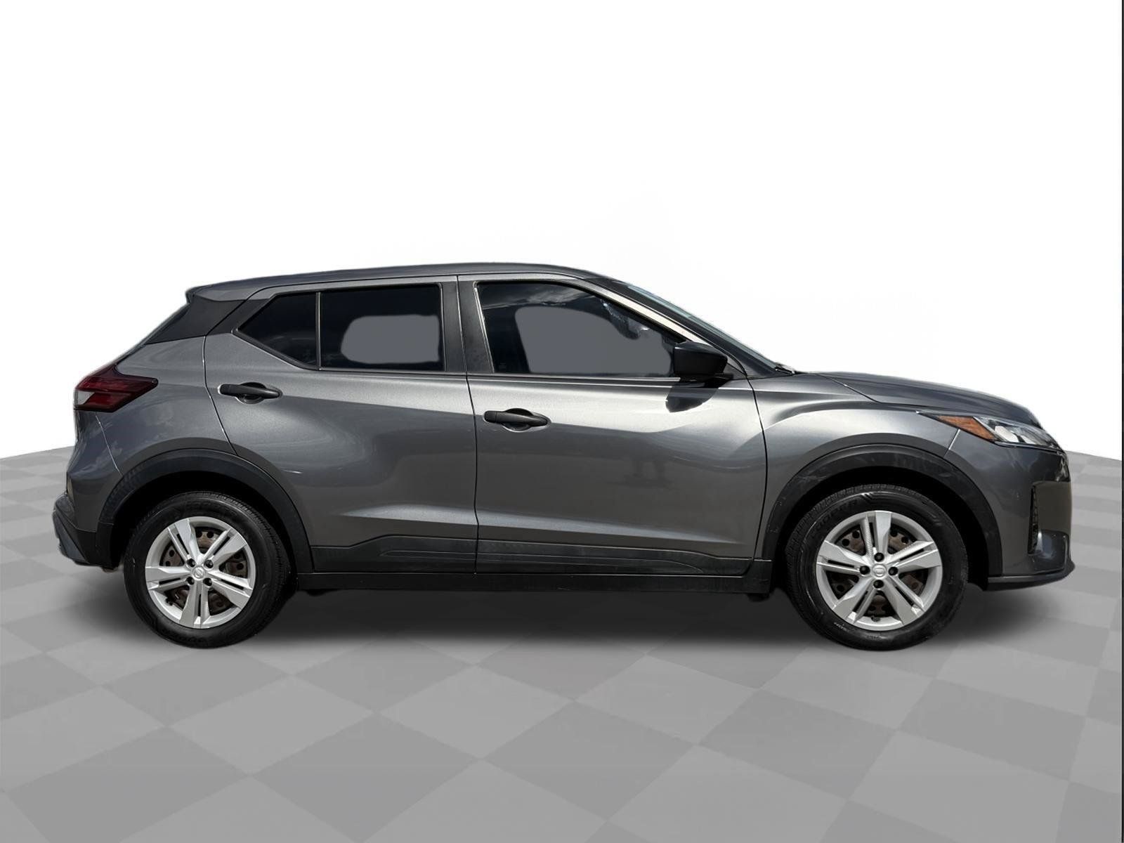 Used 2021 Nissan Kicks S FWD image 6