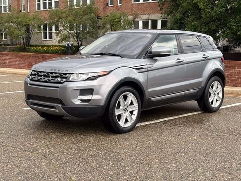 Used 2013 Land Rover Range Rover Evoque Pure Plus AWD/4WD image 3