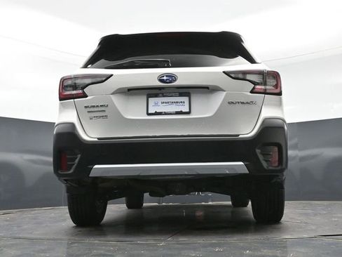 Used 2022 Subaru Outback Limited w/ Popular Package #2 AWD/4WD image 38