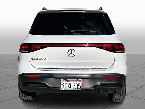 Used 2023 Mercedes-Benz EQB 250+ image 4