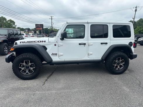 Used 2018 Jeep Wrangler Unlimited Rubicon w/ Cold Weather Group AWD/4WD image 8