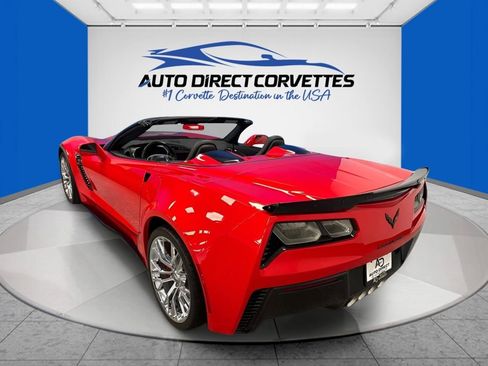 Used 2016 Chevrolet Corvette Z06 w/ 3LZ Preferred Equipment Group RWD image 12