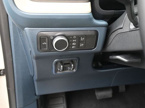 New 2025 Ford Maverick Lariat w/ 4K Tow Package image 21