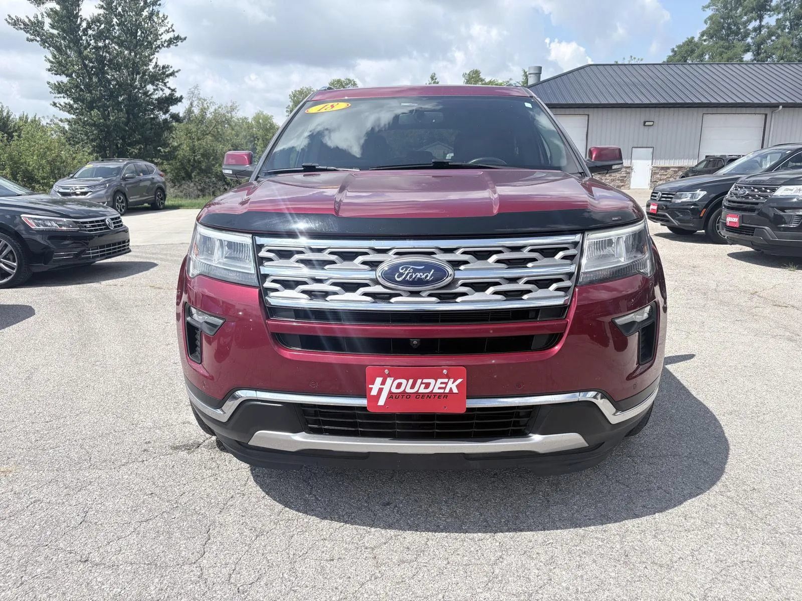 Used 2018 Ford Explorer Limited AWD/4WD image 2
