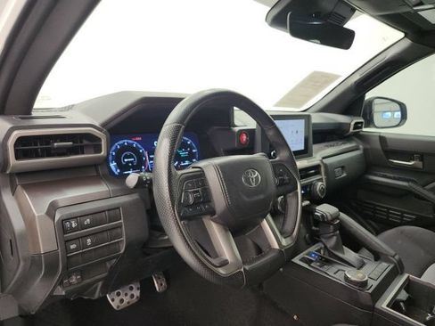 Used 2024 Toyota Tacoma TRD Sport RWD image 12