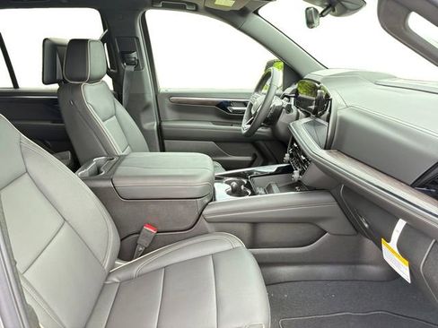 New 2026 Chevrolet Tahoe Premier AWD/4WD image 13