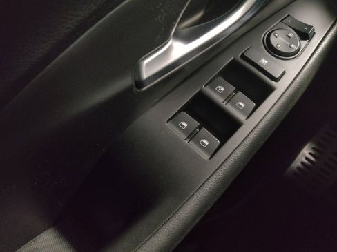 Used 2018 Hyundai Elantra GT Sport w/ Sport Tech Package 04 image 27