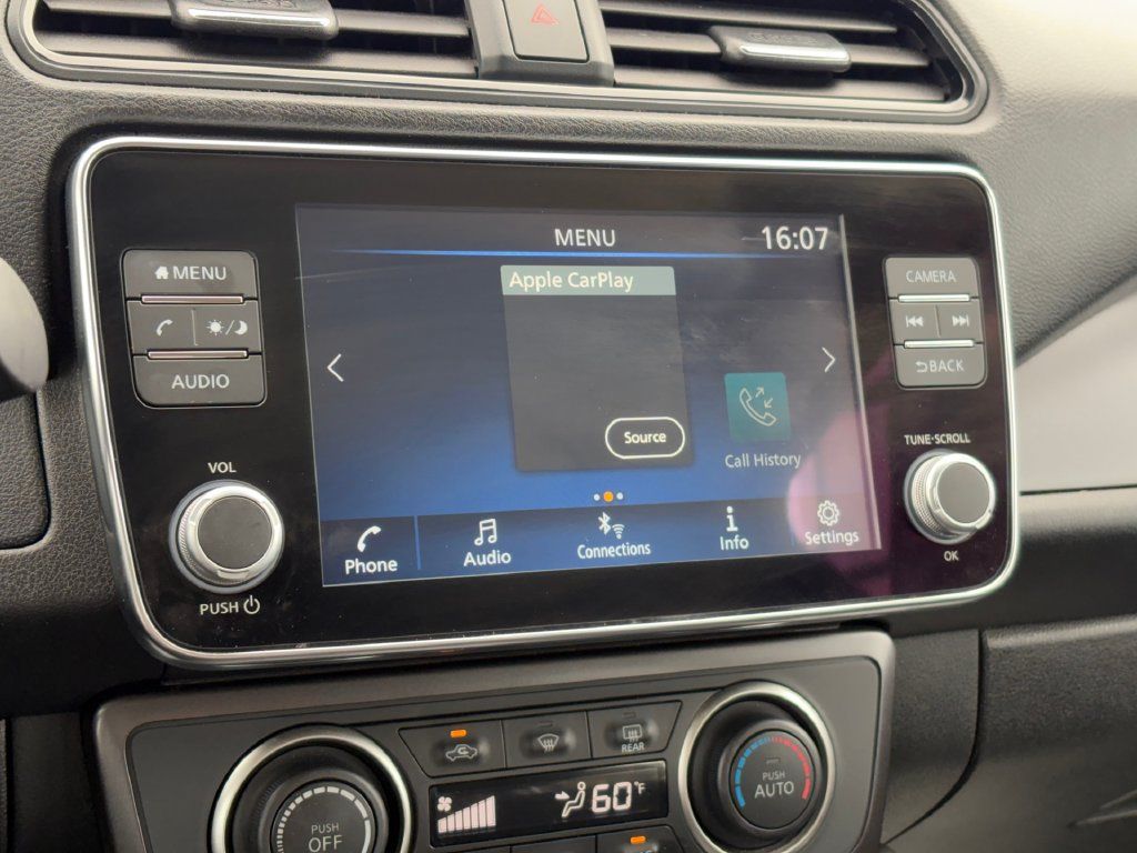 Used 2025 Nissan Leaf S FWD image 17