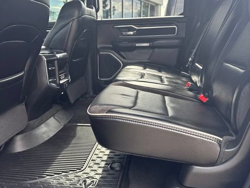 Used 2023 RAM 1500 Laramie AWD/4WD image 5