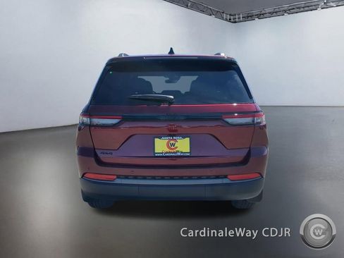 New 2026 Jeep Grand Cherokee Altitude AWD/4WD image 4