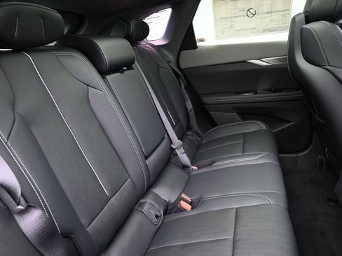 New 2027 Cadillac Optiq Premium Sport w/ LPO, Floor Liner Package AWD/4WD image 35