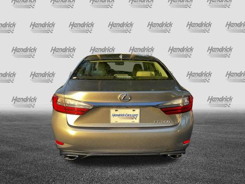 Used 2017 Lexus ES 350 w/ Premium Package image 8
