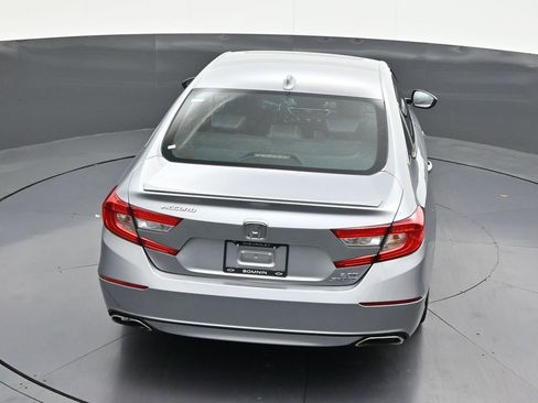 Used 2018 Honda Accord Sport image 18