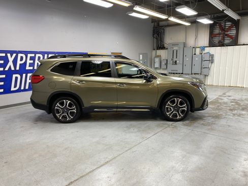 Used 2024 Subaru Ascent Touring w/ Popular Package #2 image 8