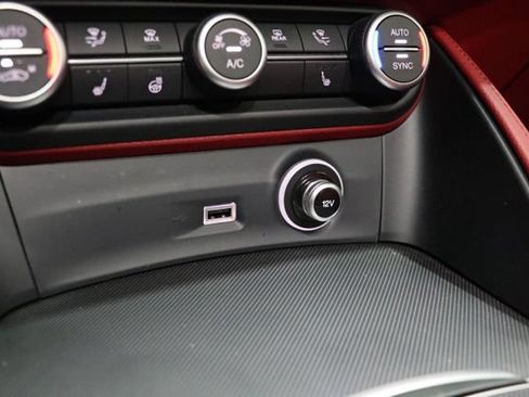 Used 2020 Alfa Romeo Stelvio Ti Sport w/ Quick Order Package 22S Sport AWD/4WD image 27