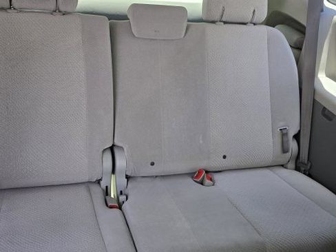 Used 2012 Toyota Sienna LE FWD image 26