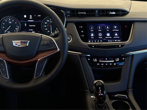 New 2026 Cadillac XT5 Premium Luxury image 16