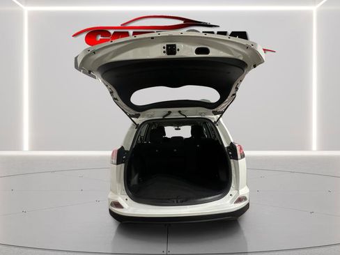 Used 2016 Toyota RAV4 LE image 22