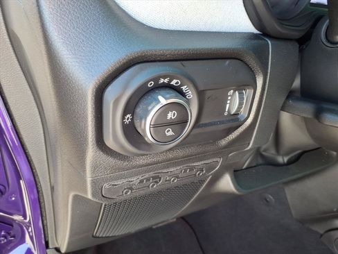 New 2026 Jeep Gladiator Sport AWD/4WD image 16