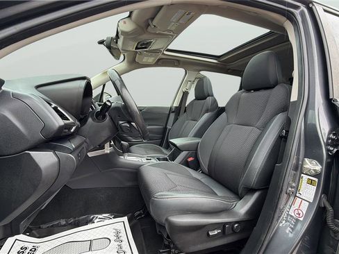 Used 2020 Subaru Forester Premium AWD/4WD image 32