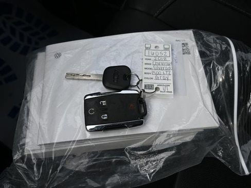 Used 2018 Chevrolet Silverado 1500 LTZ w/ Sport Package image 43