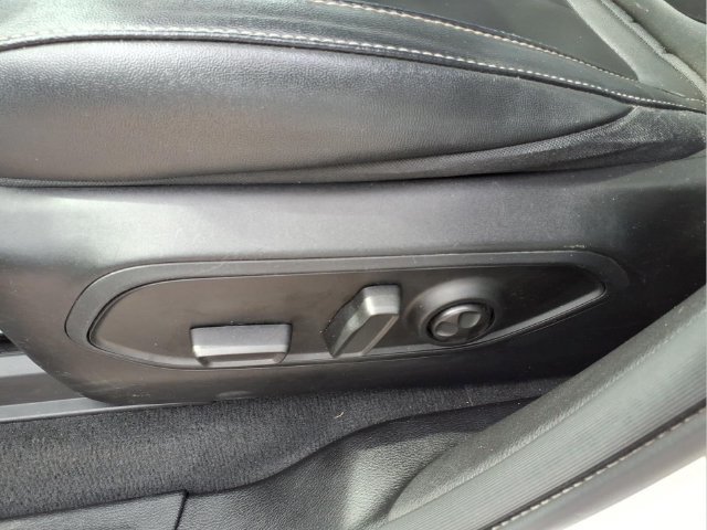 Used 2023 Jeep Grand Cherokee Limited AWD/4WD image 15