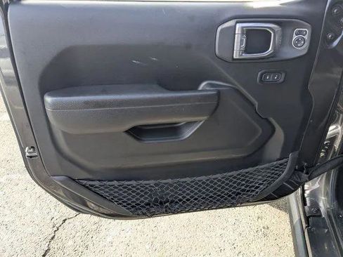 Certified 2022 Jeep Wrangler Unlimited Sport S image 9