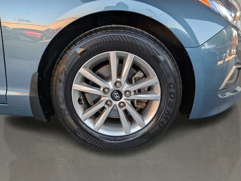 Used 2017 Hyundai Sonata SE FWD image 12