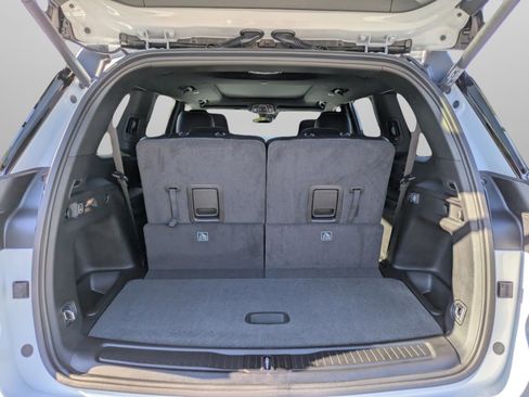 New 2025 Jeep Grand Cherokee L Limited w/ Luxury Tech Group II image 9