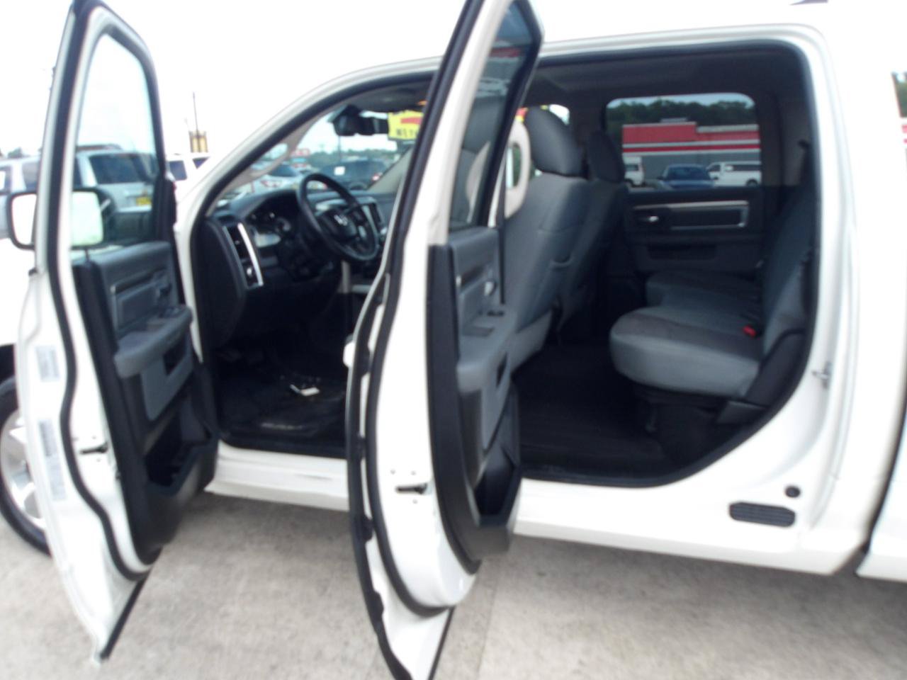 Used 2016 RAM 1500 Lone Star RWD image 15