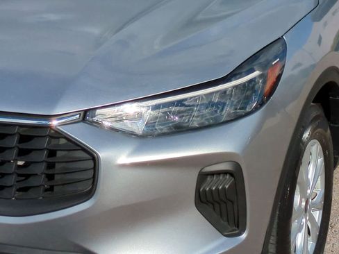 Certified 2023 Ford Escape Active image 11