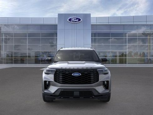 New 2026 Ford Explorer ST-Line AWD/4WD image 9