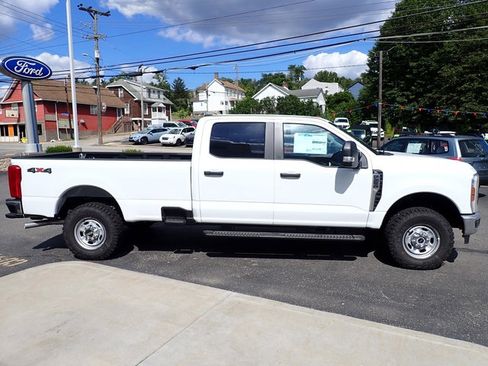 New 2026 Ford F250 XL w/ XL Off-Road Package image 7