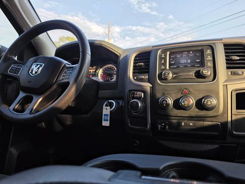 Used 2018 RAM 1500 Express w/ Express Value Package RWD image 8