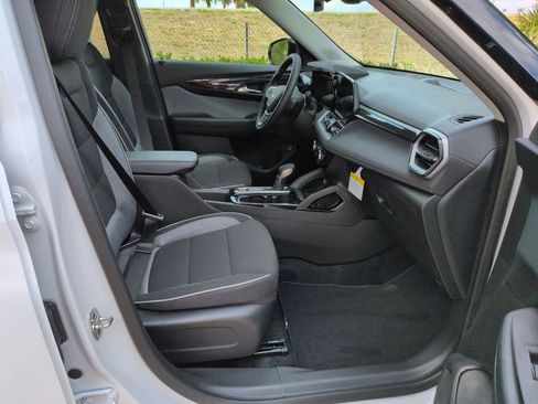 New 2026 Chevrolet TrailBlazer LT w/ Convenience Package FWD image 25