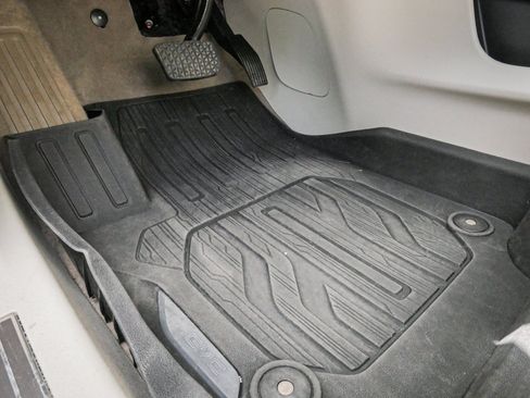 Used 2023 GMC Terrain Denali AWD/4WD image 17