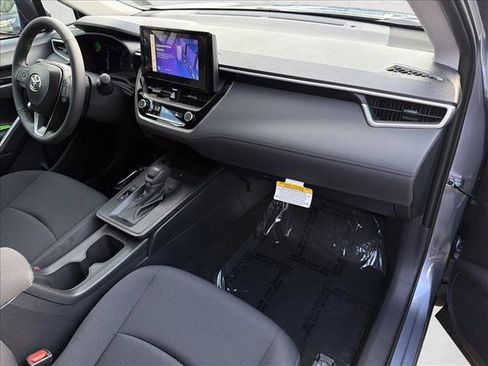 Certified 2026 Toyota Corolla Cross LE AWD/4WD image 23