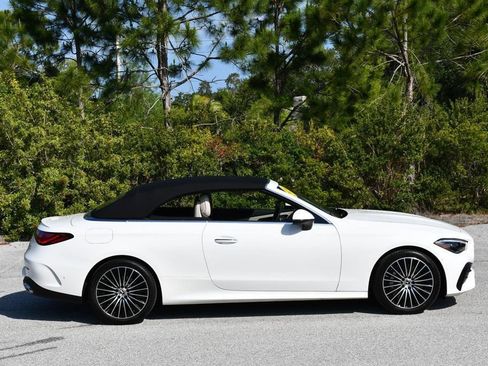 Used 2024 Mercedes-Benz CLE 450 4MATIC Cabriolet image 46