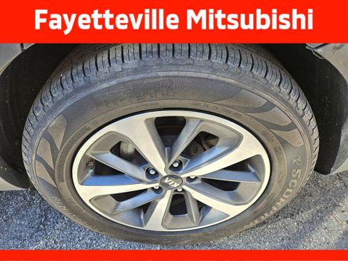 Used 2019 Kia Sorento EX image 10