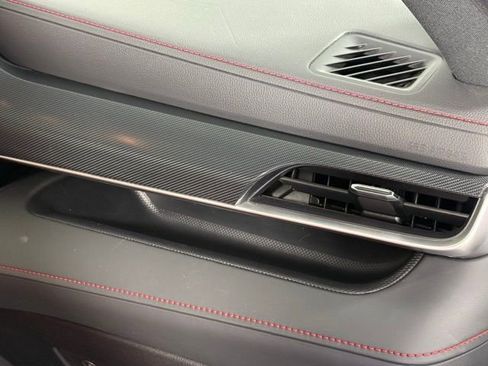 Used 2023 Toyota Highlander XSE image 33