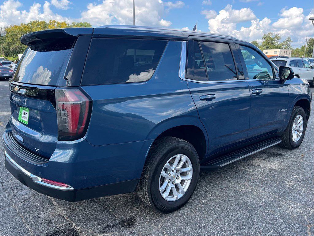 Used 2025 Chevrolet Tahoe LT RWD image 3