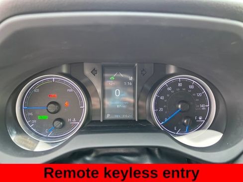 Used 2021 Toyota Venza LE w/ Carpet Mat Package (TMS) AWD/4WD image 19