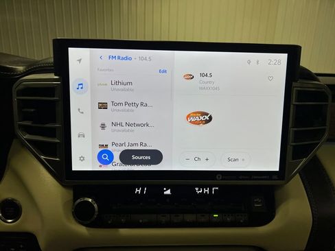 Used 2022 Toyota Tundra 1794 Edition image 17